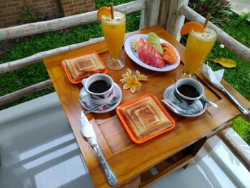 angels bungalow nusa penida