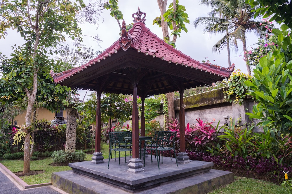 villa taman sari