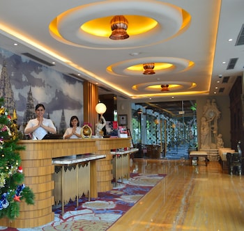 ramada suites by wyndham solo