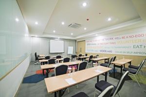 palm park hotel surabaya