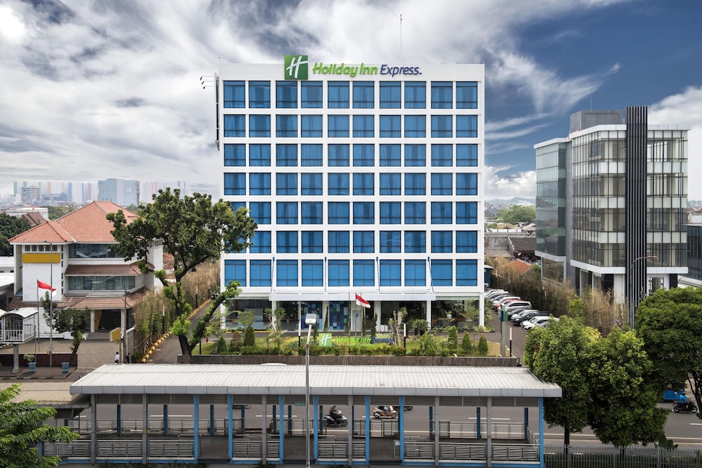 holiday inn express jakarta matraman an ihg hotel