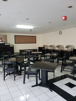 hotel cisarua indah