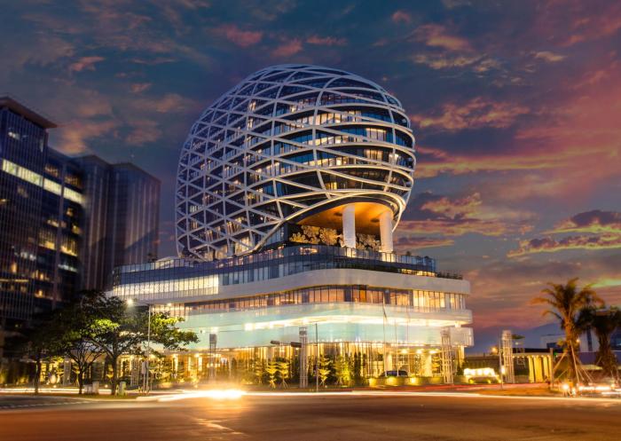 jhl solitaire gading serpong