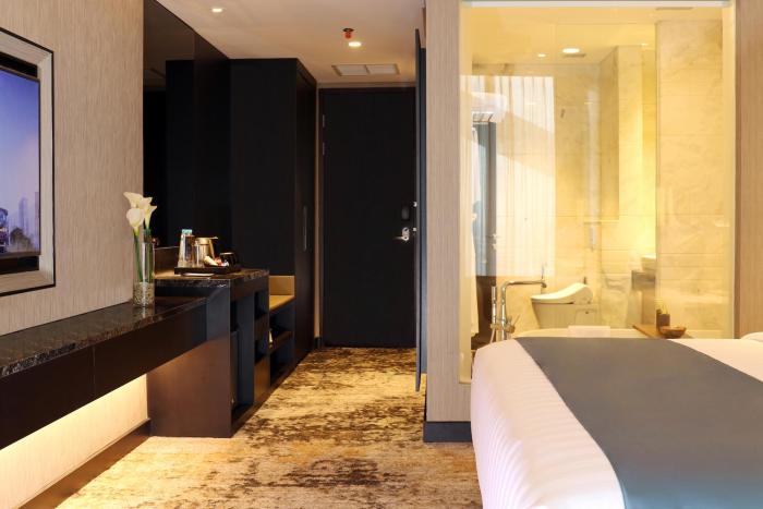 jhl solitaire gading serpong