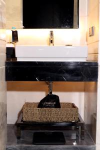 jhl solitaire gading serpong