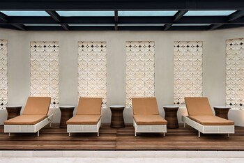 wyndham sundancer resort lombok
