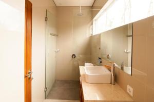 apple villa and suite seminyak