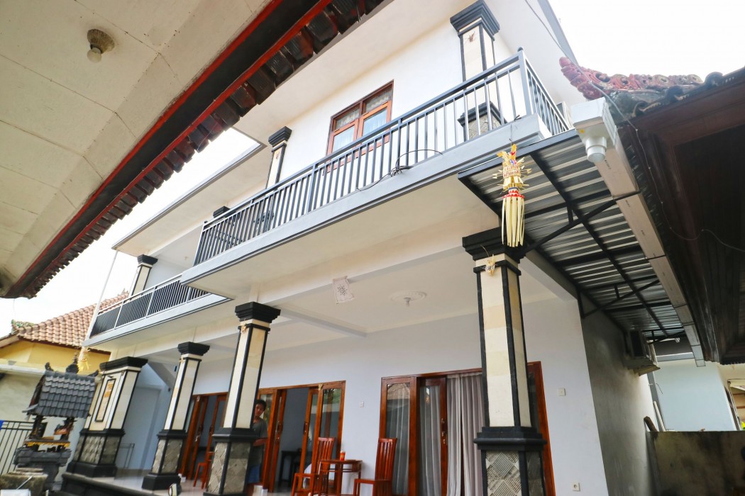 the wina echo beach guesthouse
