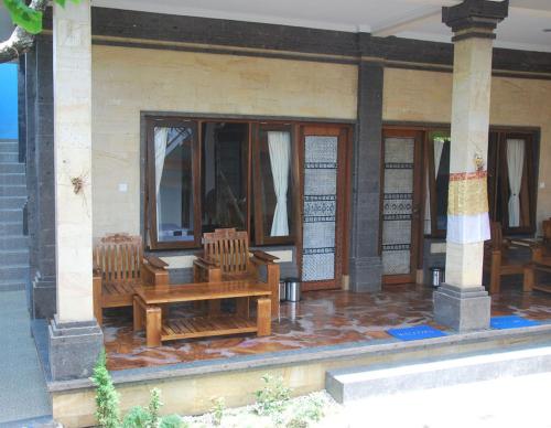 bulan bali homestay