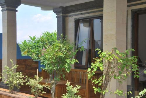 bulan bali homestay