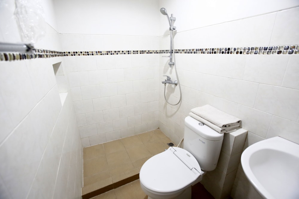 reddoorz plus guntur raya setiabudi