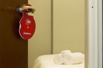 reddoorz plus guntur raya setiabudi