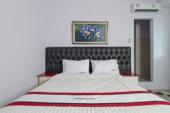 reddoorz plus guntur raya setiabudi