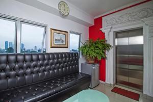 reddoorz plus guntur raya setiabudi