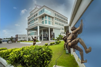 regenta central somnath