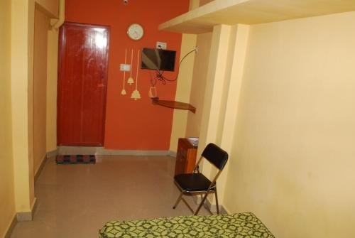 sai murugan lodge