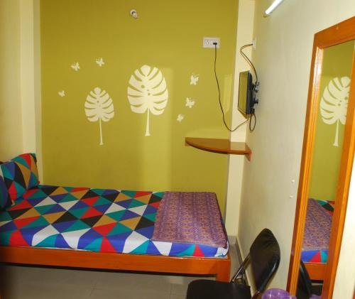 sai murugan lodge
