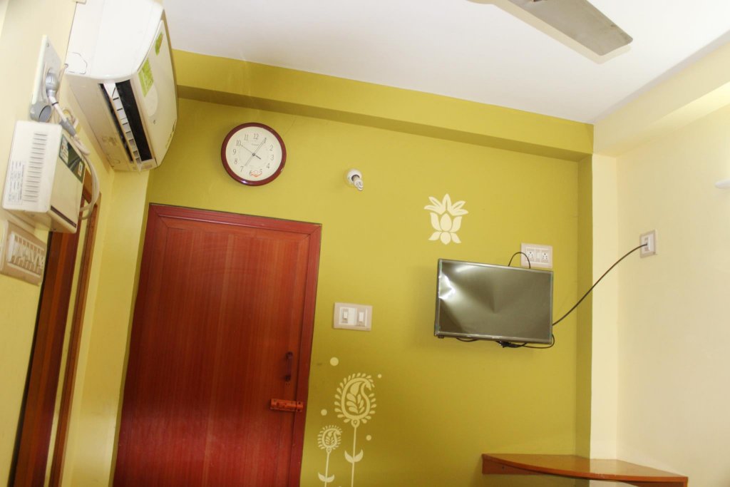 sai murugan lodge