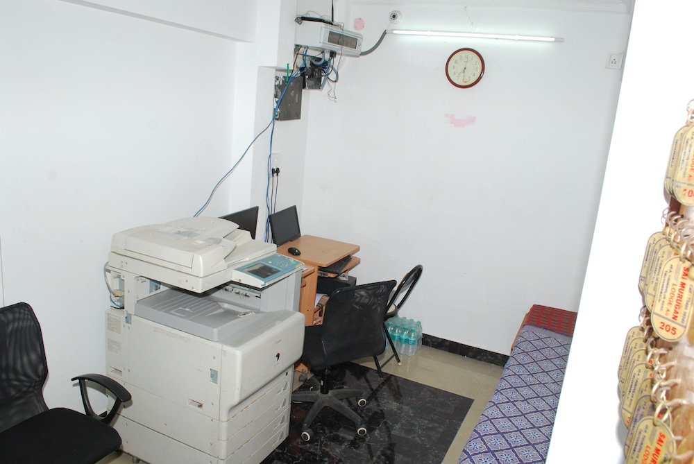 sai murugan lodge