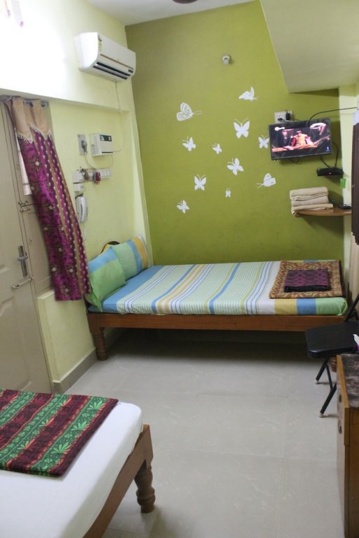 sai murugan lodge