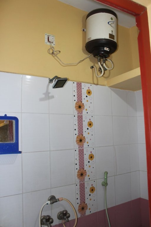 sai murugan lodge