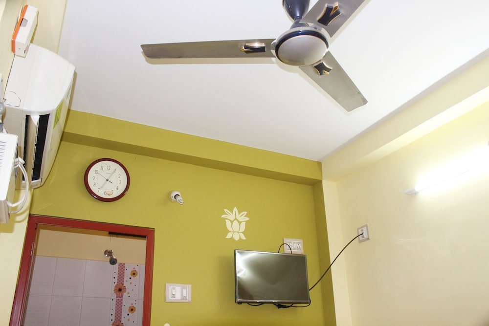 sai murugan lodge