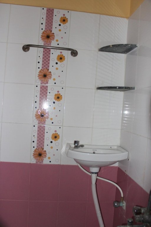 sai murugan lodge