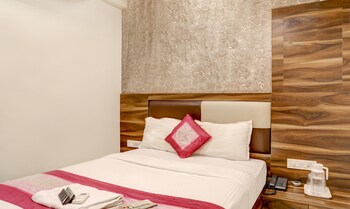 hotel plaza executive kurla