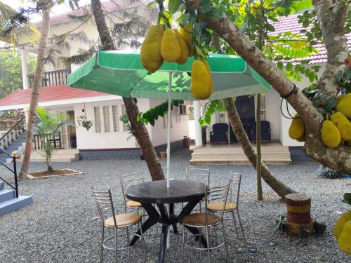 Marina Rosh Inn,Thathampally,3 star