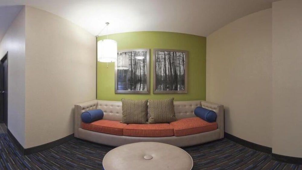 holiday inn express hotel and suites fulton by ihg