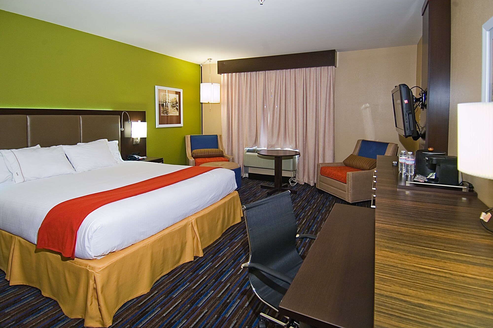 holiday inn express hotel and suites fulton by ihg