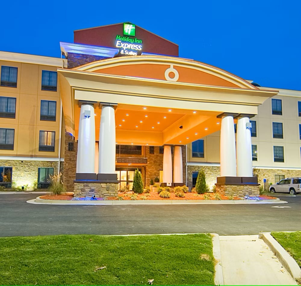 holiday inn express hotel and suites fulton by ihg