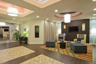 holiday inn express hotel and suites fulton by ihg
