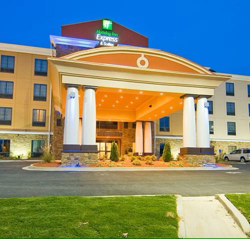 holiday inn express hotel and suites fulton by ihg