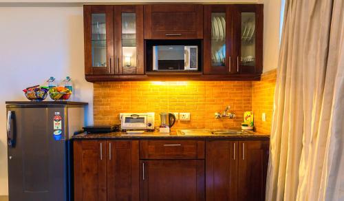 rosewood apartment hotel pantnagar