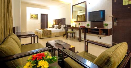 rosewood apartment hotel pantnagar