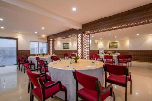 rosewood apartment hotel pantnagar