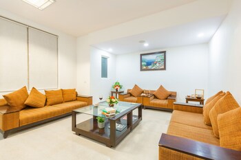 rosewood apartment hotel pantnagar