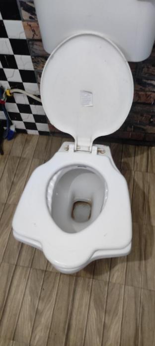 Chacha's Garden Hotel,Chacha's Garden Hotel Is Conveniently Located In The Popular Choti Basti Area. The Hotel Offers A Hi,1 star