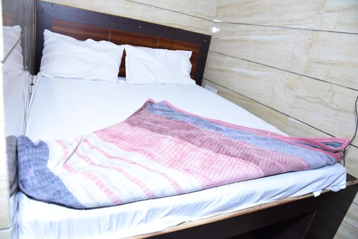 hotel crystal by wb inn