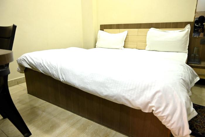 hotel crystal by wb inn