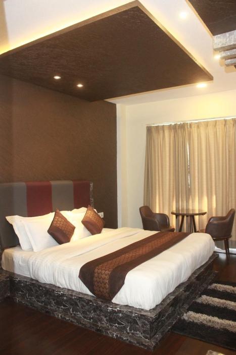 ss international hotel and spa