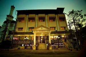 hotel residency park