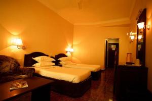 hotel residency park