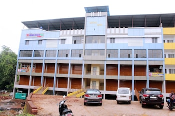 neelisha river front inn