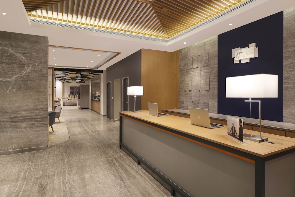 holiday inn express chennai omr thoraipakkam an ihg hotel