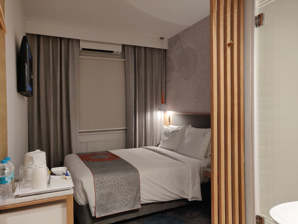 holiday inn express chennai omr thoraipakkam an ihg hotel
