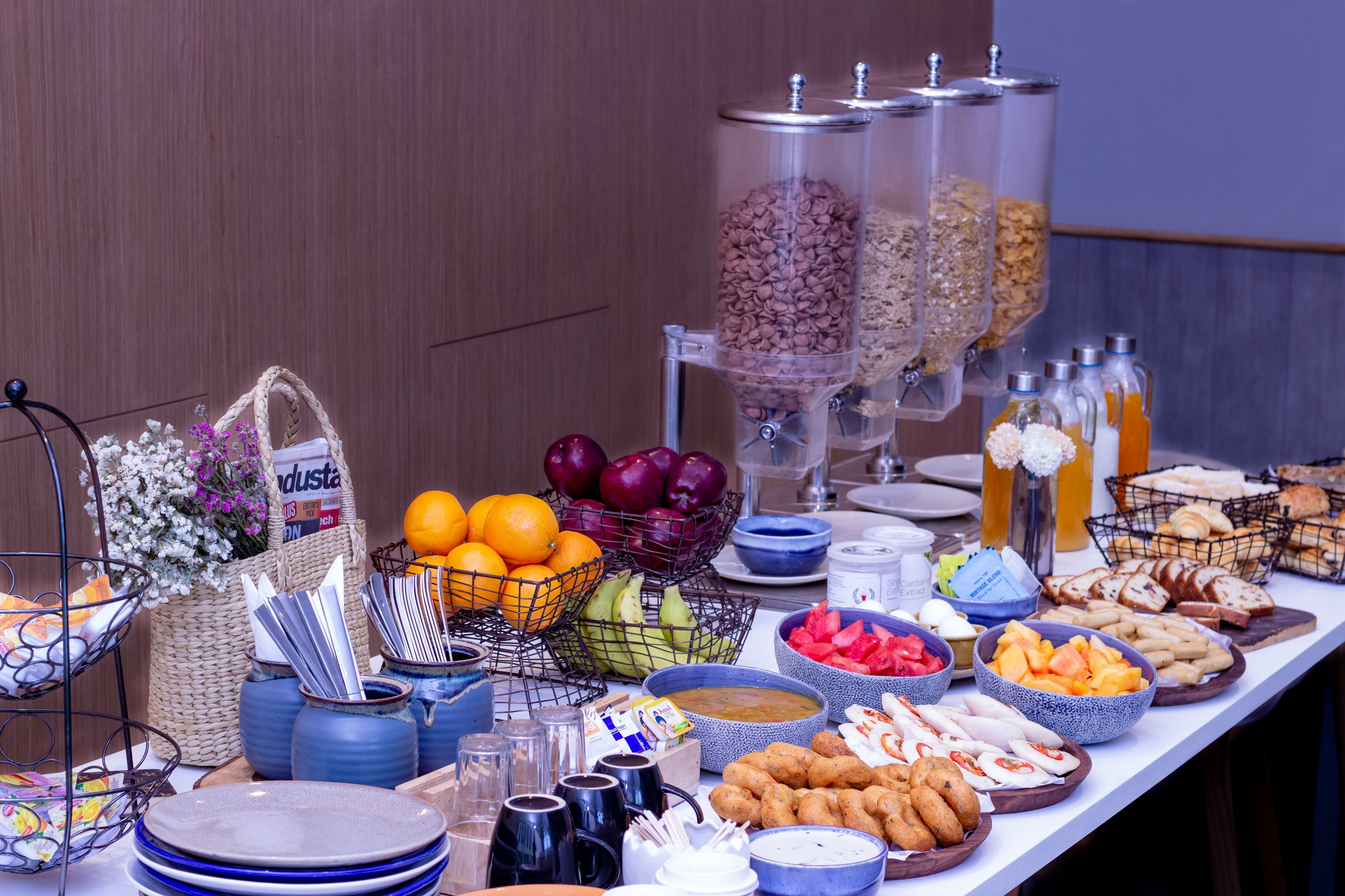 holiday inn express chennai omr thoraipakkam an ihg hotel