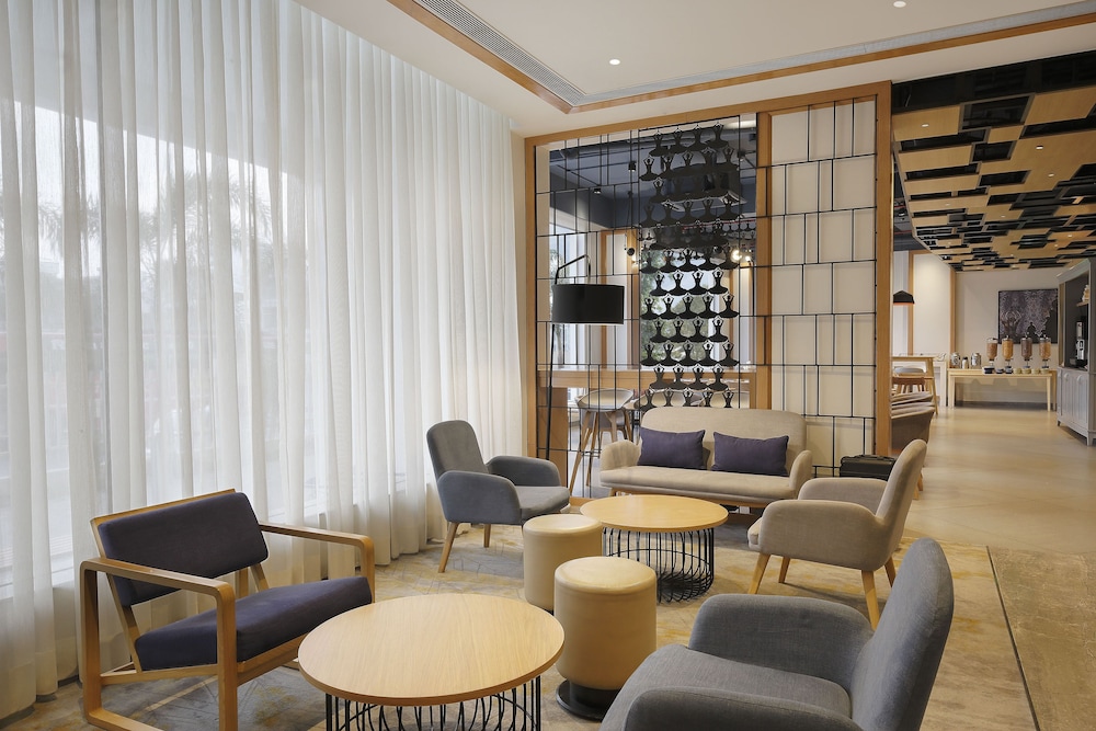 holiday inn express chennai omr thoraipakkam an ihg hotel