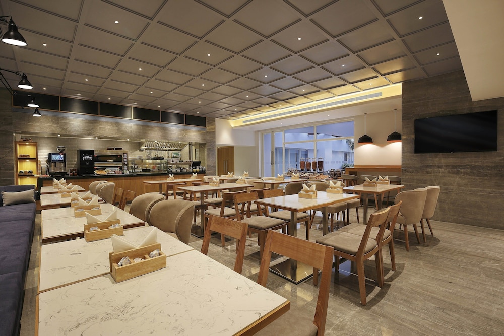 holiday inn express bengaluru yeshwantpur an ihg hotel